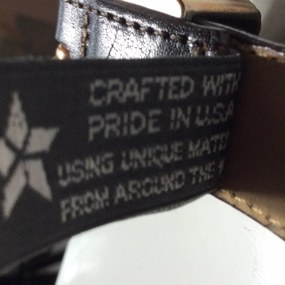 Brighton Black Leather Belt with Silvertone accents - Picture 9 of 9